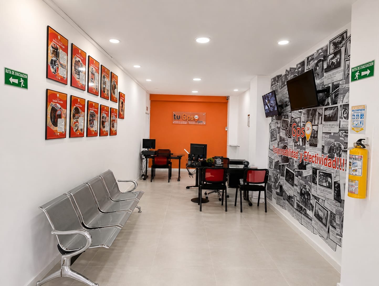 Sucursal TuGPS24 Barranquilla — interior